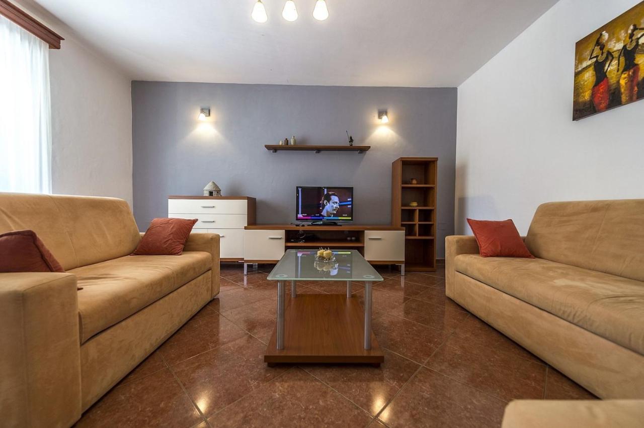 Spacious Three-Bedroom Villa Balun With Pool Poreč Dış mekan fotoğraf