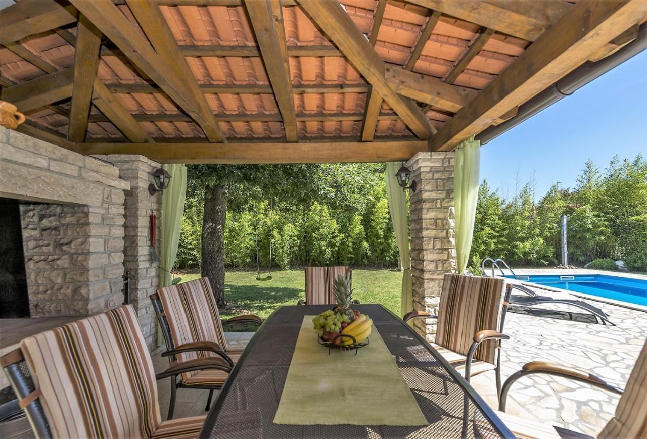 Spacious Three-Bedroom Villa Balun With Pool Poreč Dış mekan fotoğraf