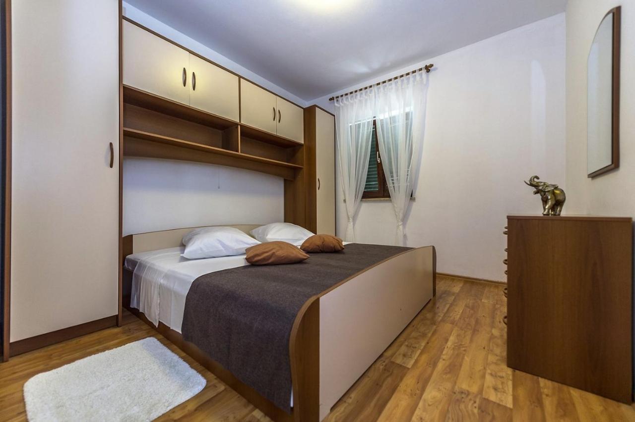 Spacious Three-Bedroom Villa Balun With Pool Poreč Dış mekan fotoğraf