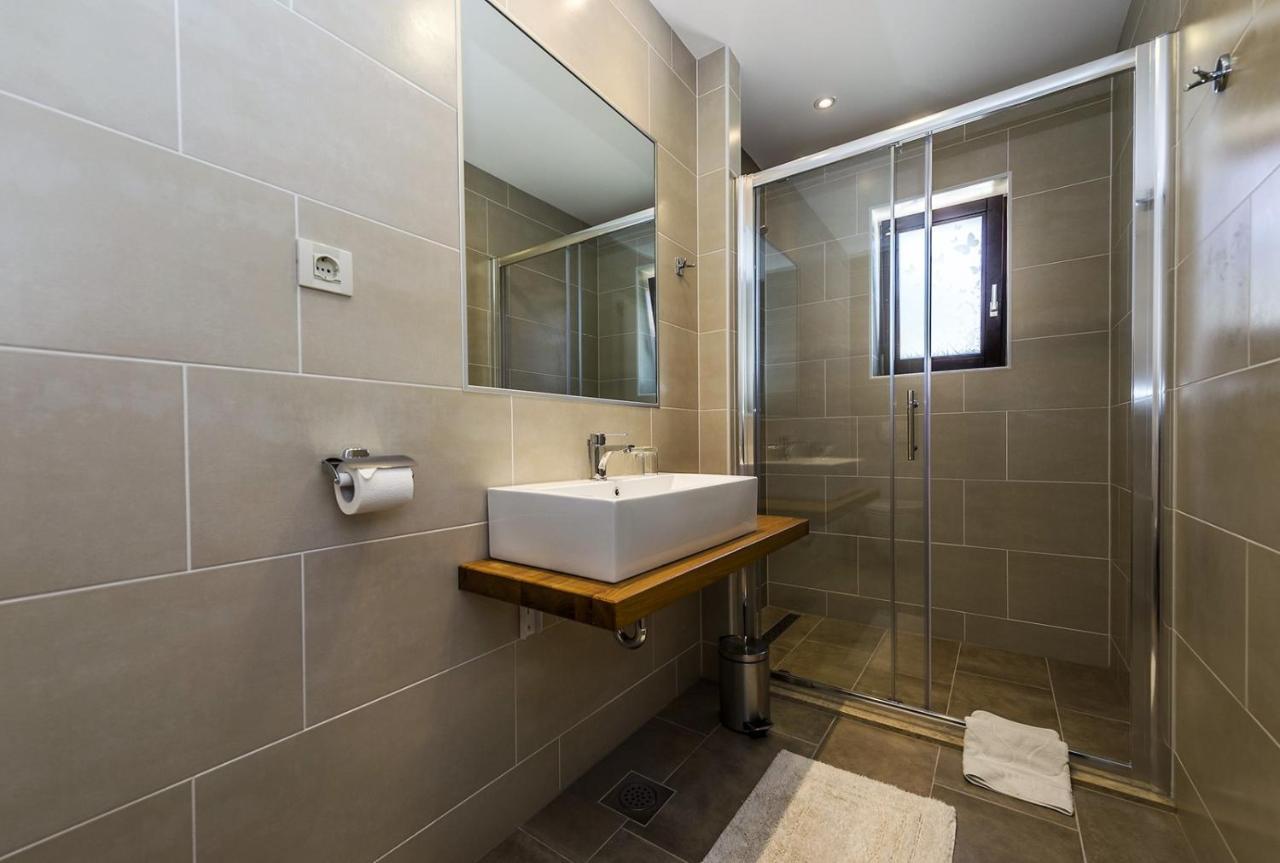 Spacious Three-Bedroom Villa Balun With Pool Poreč Dış mekan fotoğraf