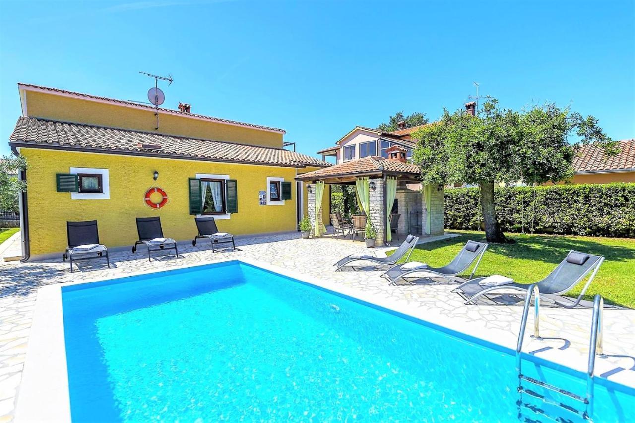 Spacious Three-Bedroom Villa Balun With Pool Poreč Dış mekan fotoğraf