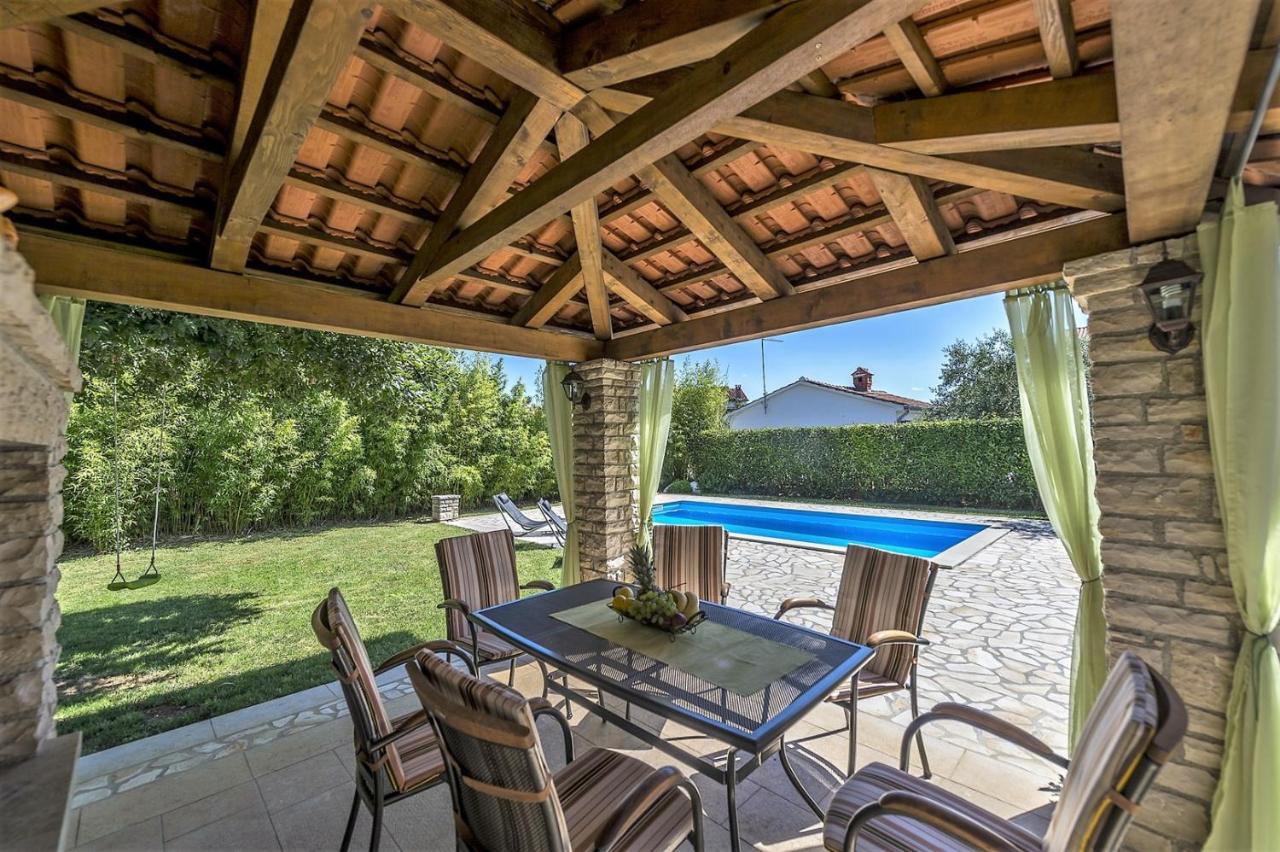 Spacious Three-Bedroom Villa Balun With Pool Poreč Dış mekan fotoğraf